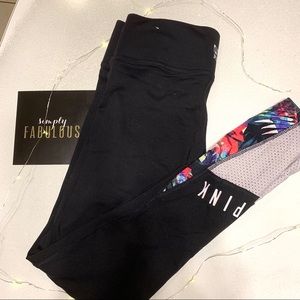VS PINK - Black leggings with cute design